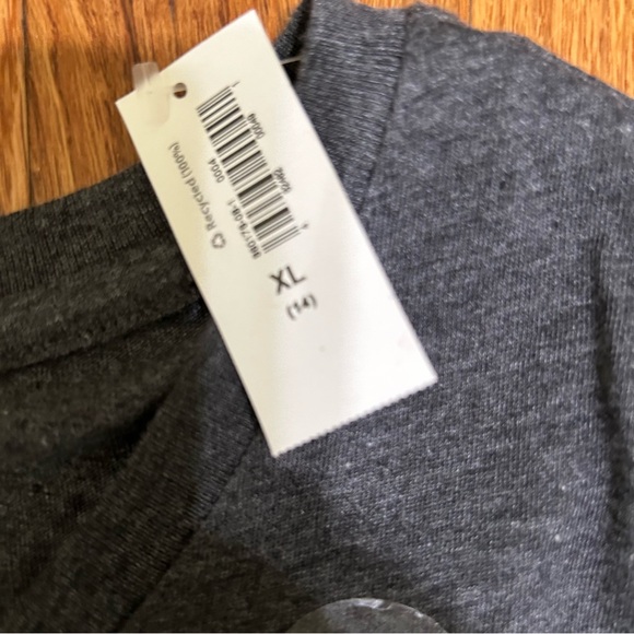 NWT raiders short sleeve shirt- kids girls xl 14 - Picture 4 of 4